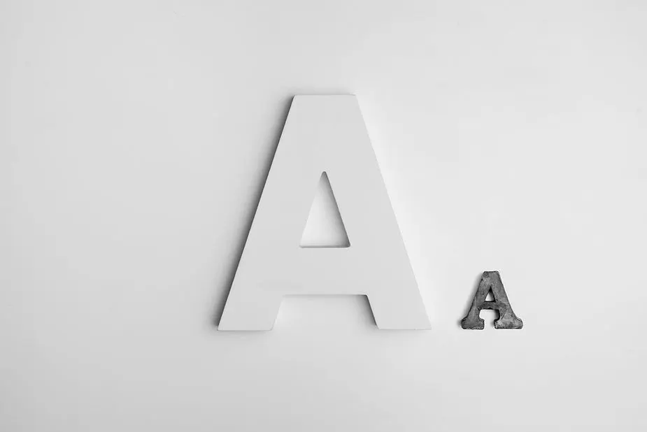 ما أثر الخطوط في تصميم المواقع؟